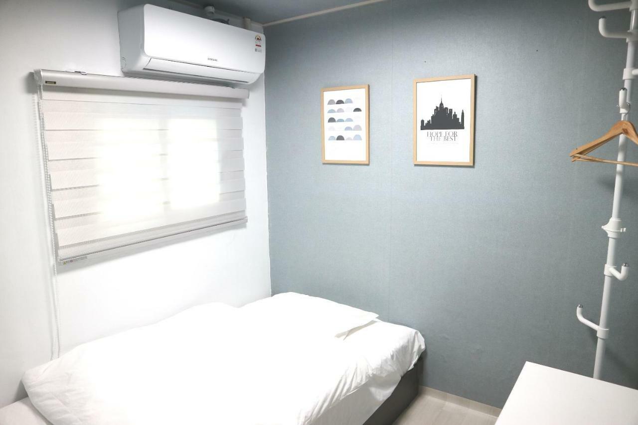 Toy Guesthouse Seoul Exterior foto
