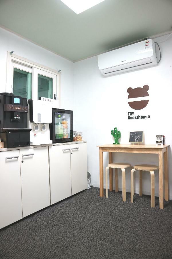 Toy Guesthouse Seoul Exterior foto