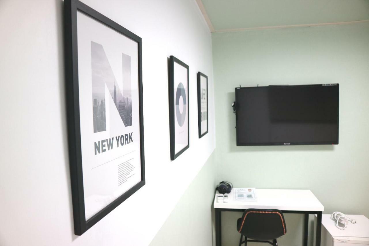 Toy Guesthouse Seoul Exterior foto